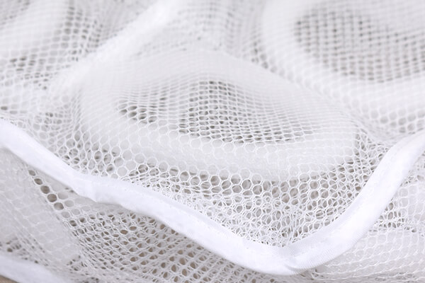 スリコ（3COINS）「シューズランドリーネット」は『めざましテレビ』でも注目！　靴の手洗いから解放される便利グッズの画像3