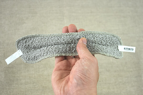 スリコ（3COINS）「蛇口クリーニングクロス2個セット」で洗いにくい蛇口の後ろ側も簡単キレイ！の画像3