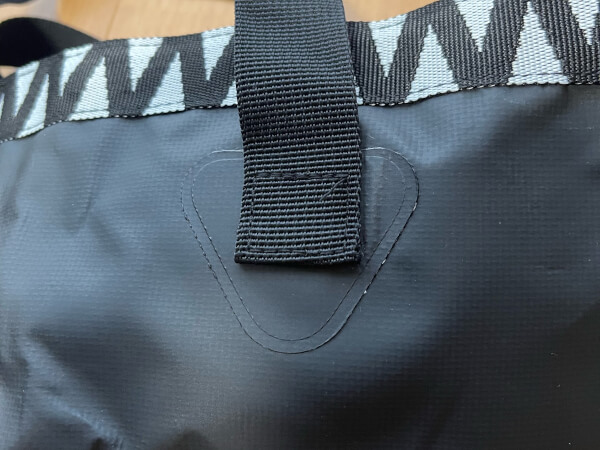 手提げ部分の耐久性◎（C）サイゾーウーマン