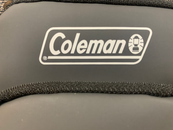 【付録レビュー】「MonoMax」8月号、Coleman万能ショルダーバッグは機能性◎！　シンプルデザインで高見えの画像3