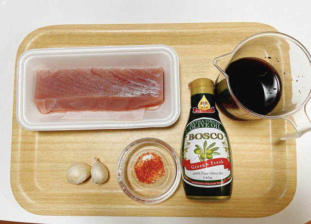 『家事ヤロウ!!!』【マグロ漬けステーキ】を作ったら箸が止まらなくなった！　パンチの効いたソースとムッチリ食感が最高なレシピ