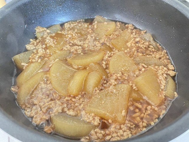 バズレシピ・リュウジ【本当に美味しい肉大根】は寒い冬に食べるべきレシピ！　想像以上にクタクタでホックホク