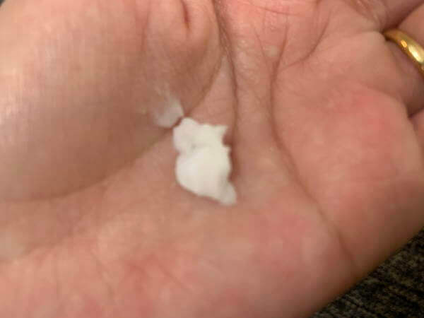 【付録レビュー】「美的」2月号、丸っこ頭皮ケアブラシは痛みゼロ！　顔やボディの凝りまでほぐせる名品だった