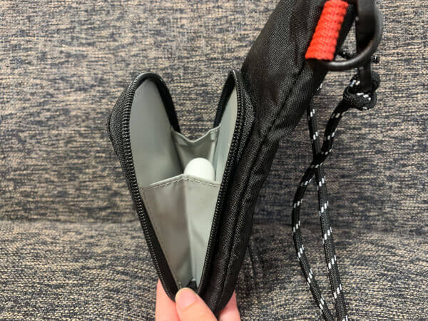 【付録レビュー】「MonoMax」2月号、シャカ スマホショルダーバッグは「財布機能付き」！　雨の日も使えて利便性バツグン