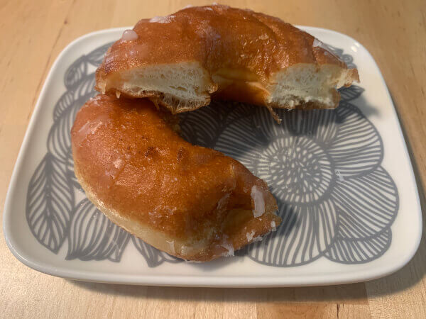 ミスドの元店員に聞いた裏技3選！　人気ドーナツをさらにおいしく食べる方法は？