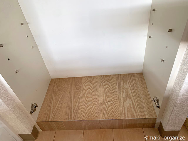 片付け専門家が「古い棚」を簡単DIY！　セリアのリメイクシートで傷や汚れを隠す方法の画像19