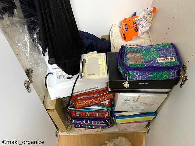 片付けのプロが指摘する「クローゼットのNG収納」！　服の脱ぎ散らかしはコレで解決の画像2