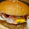 マクドナルド「月見バーガー」本家超えの再現レシピ！　業務スーパー商品だけで値段は3分の1