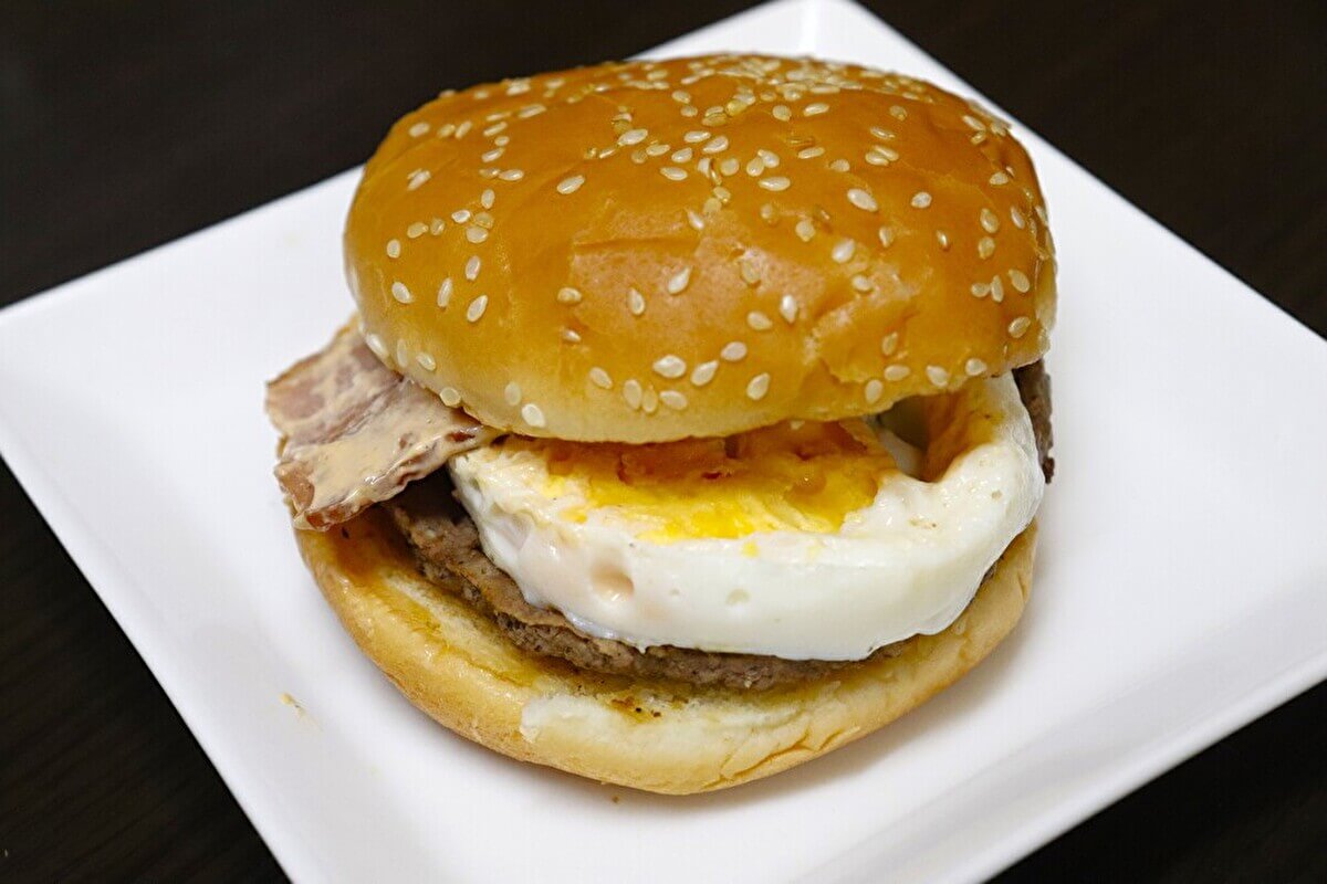 マクドナルド「月見バーガー」の画像