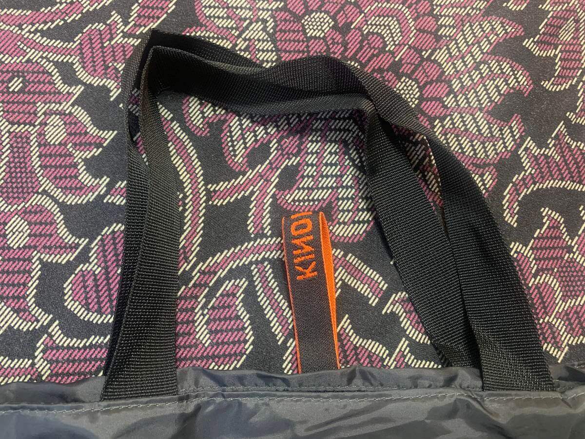 「MonoMax」11月号（宝島社）付録「KINOKUNIYA紀ノ国屋 保温冷機能付きトートバッグ」の持ち手の画像