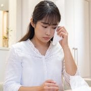 【全然落ちない！】花粉症でも使えるアイライナーは「キングダムWP」！　プロ選ぶ、ドラッグストアの５本