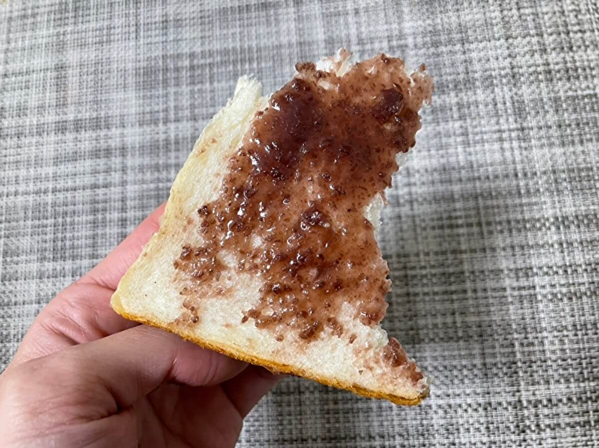 高級食パン専門店「一本堂」のあんこバターの画像