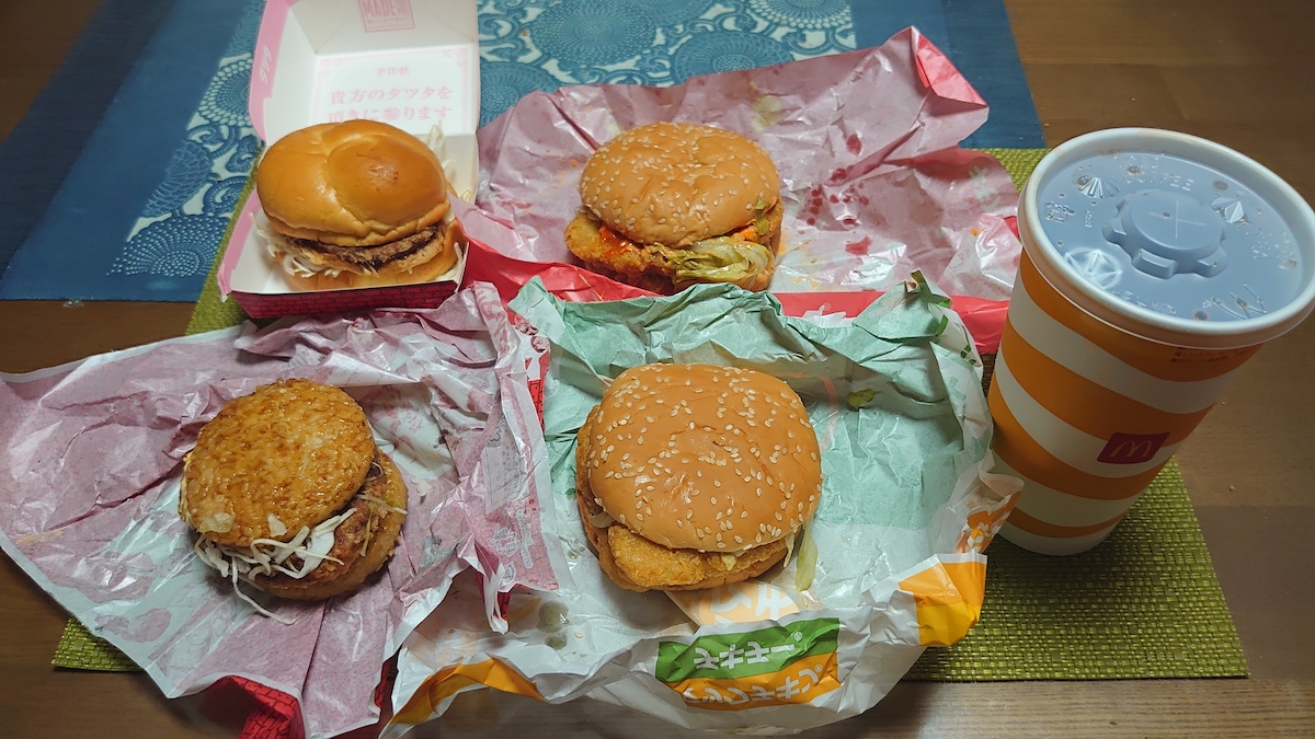 マクド「スパイシーマックチキン」を倍バーガーにした結果……？　業務スーパー「正宗生煎包」焼き小籠包がおいしい！【デカ盛り日記】の画像14